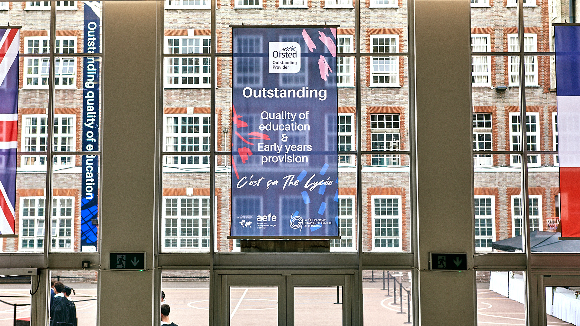 Indoor banner design for The Lycée Français Charles de Gaulle