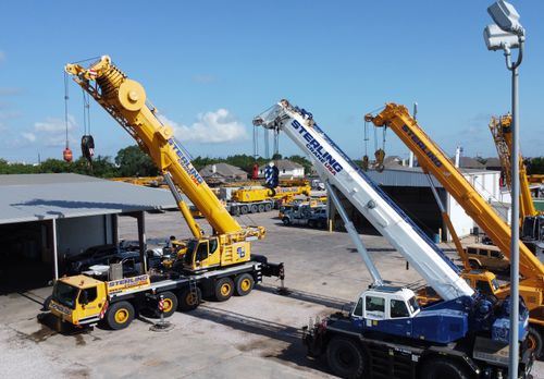 A photo of SCUSA cranes.