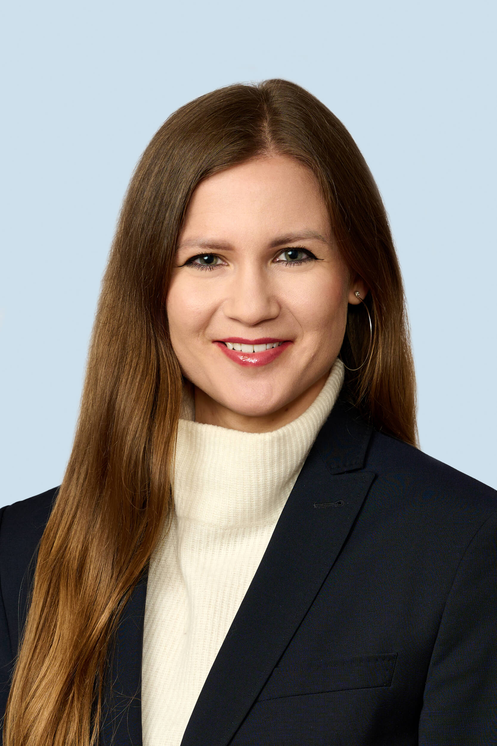 Oksana Zakharova - Business Development Managerin bei Voltwise Power
