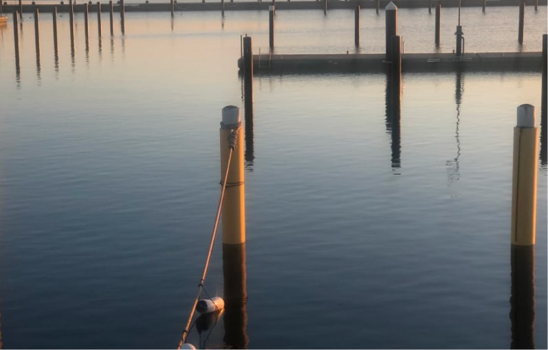 Sonnenuntergang am Hafen