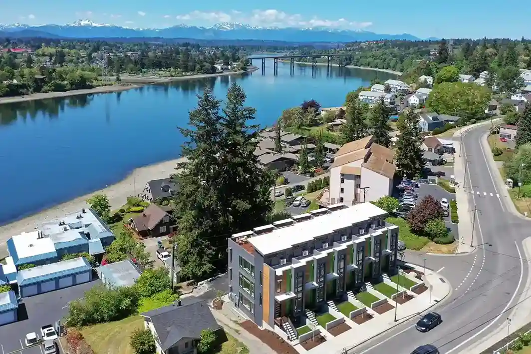 Executive Luxury Living in Bremerton