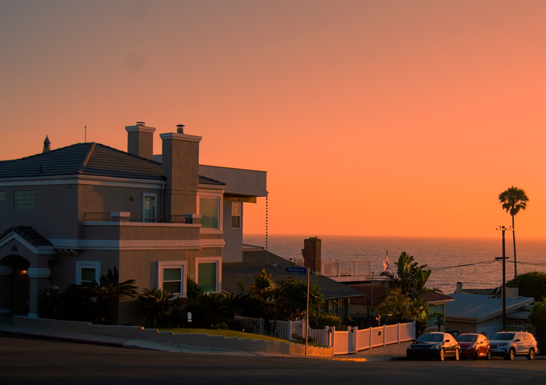 Don't Get Left in the Dark Finding a Sunset Hill Condo Agent