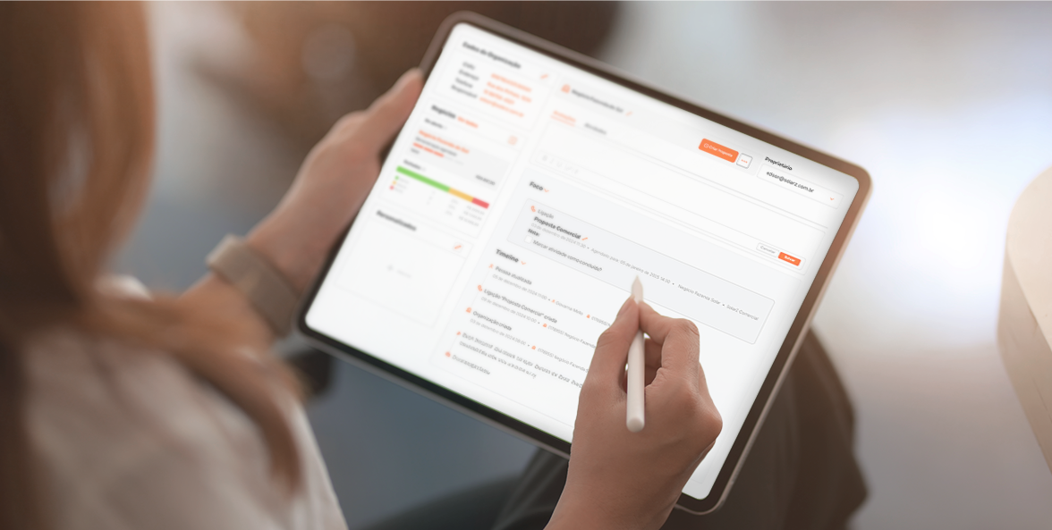 Como um CRM com automação acelera suas vendas de energia solar