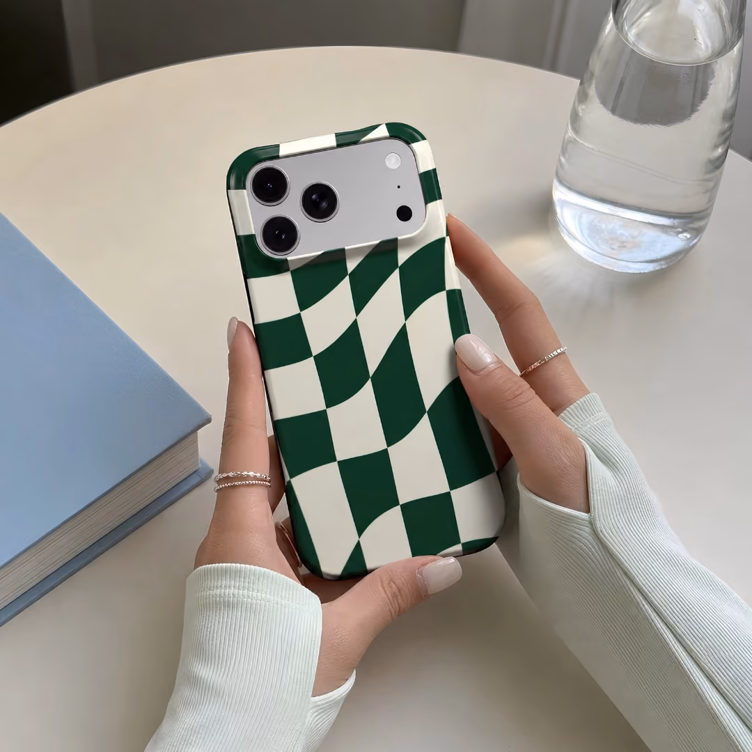 Custom printed iphone 18 by Podbase