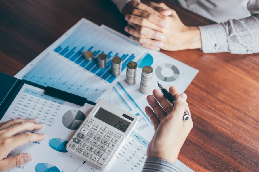 How to Manage Money Effectively With ADHD