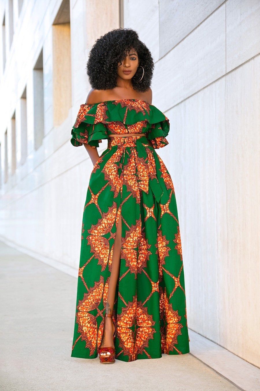 lady wearing ankara fabric