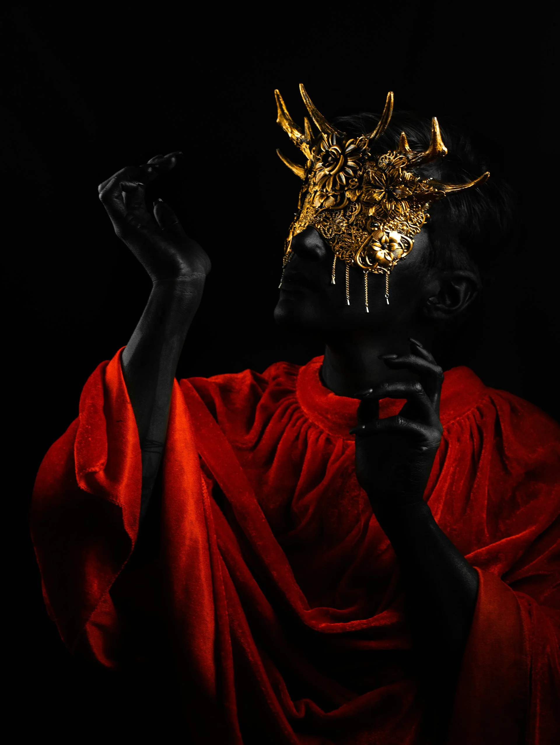 Dark art gold and red