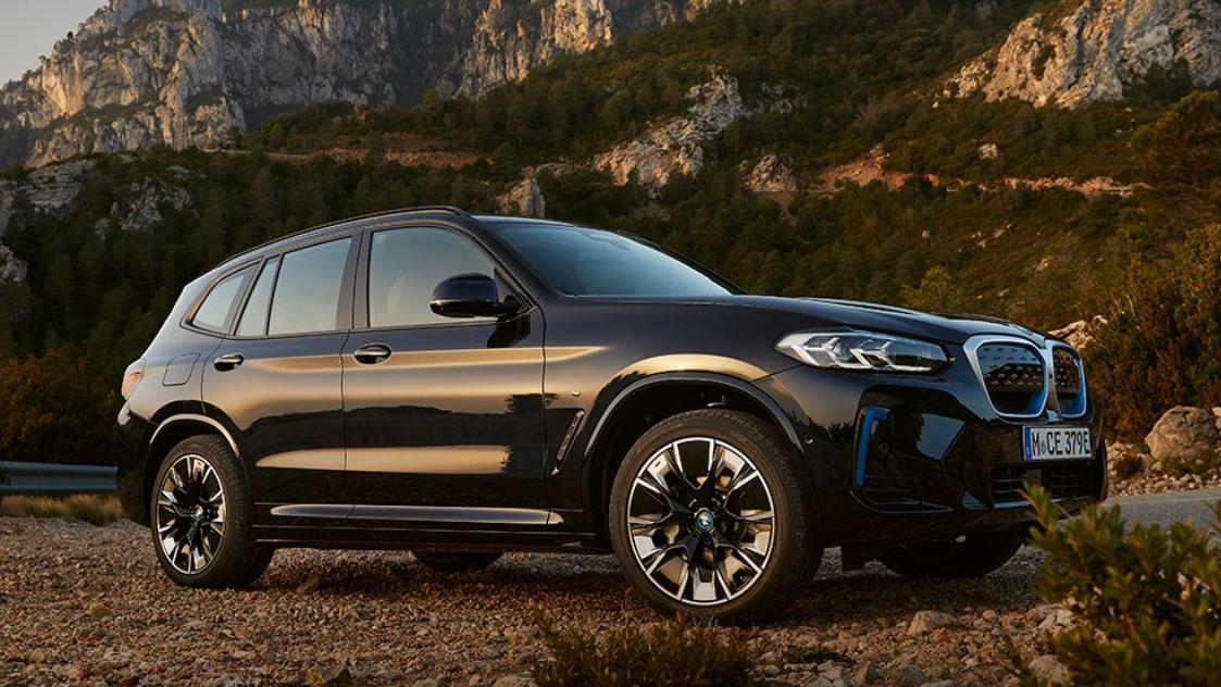 BMW iX3 