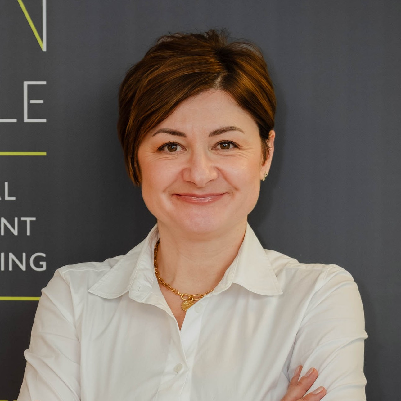 Oana Marele, Finance Director and financial management strategist