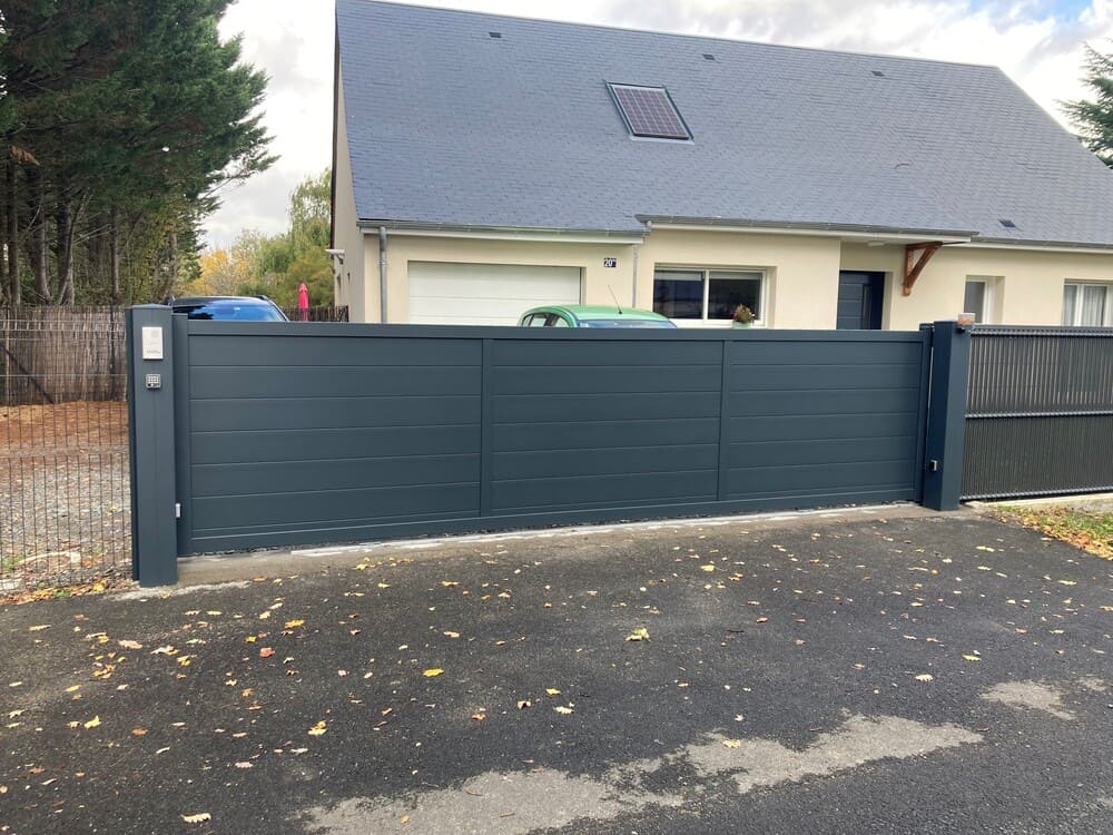 Photo de Portail coulissant ARTEMIS Chambray lès Tours