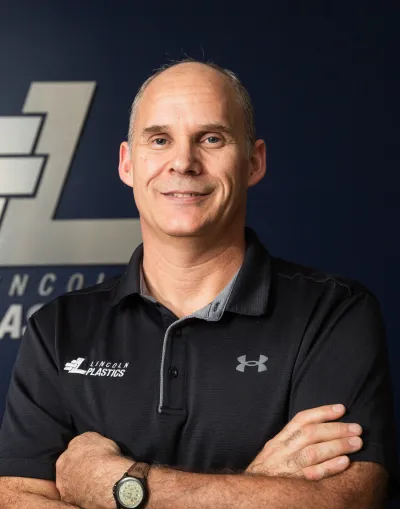 Lee Amberg headshot who is the maintenace manager