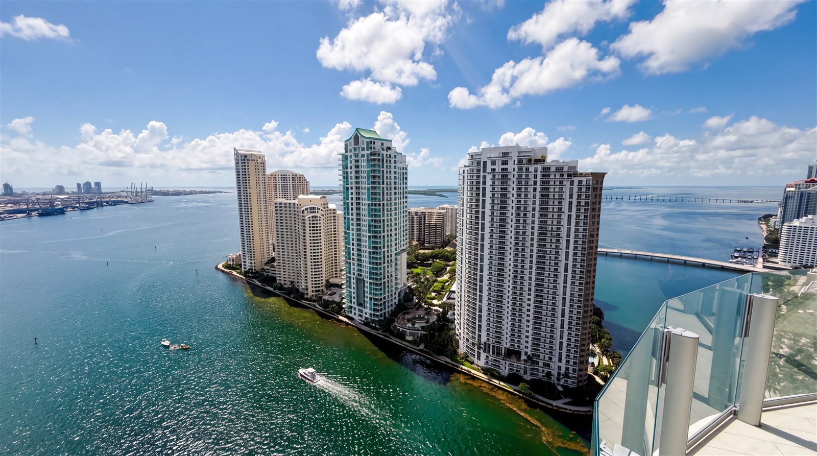 Daytime view of Biscayne Bay from Residence 3201