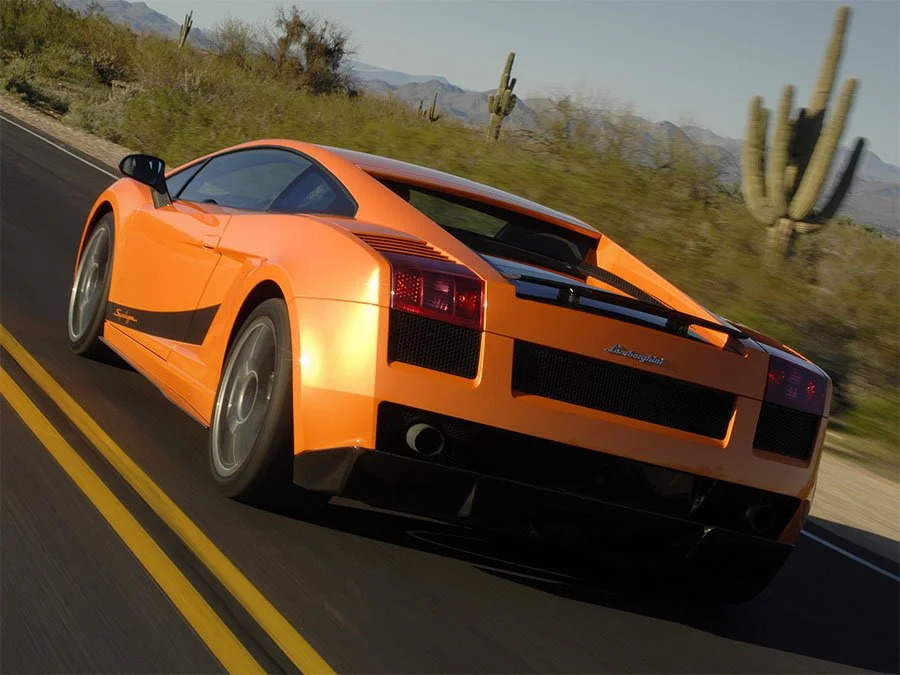 Driving the Gallardo Superleggera review