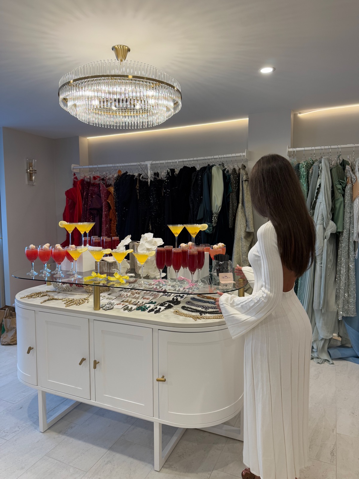 Styled mocktails at a boutique celebration