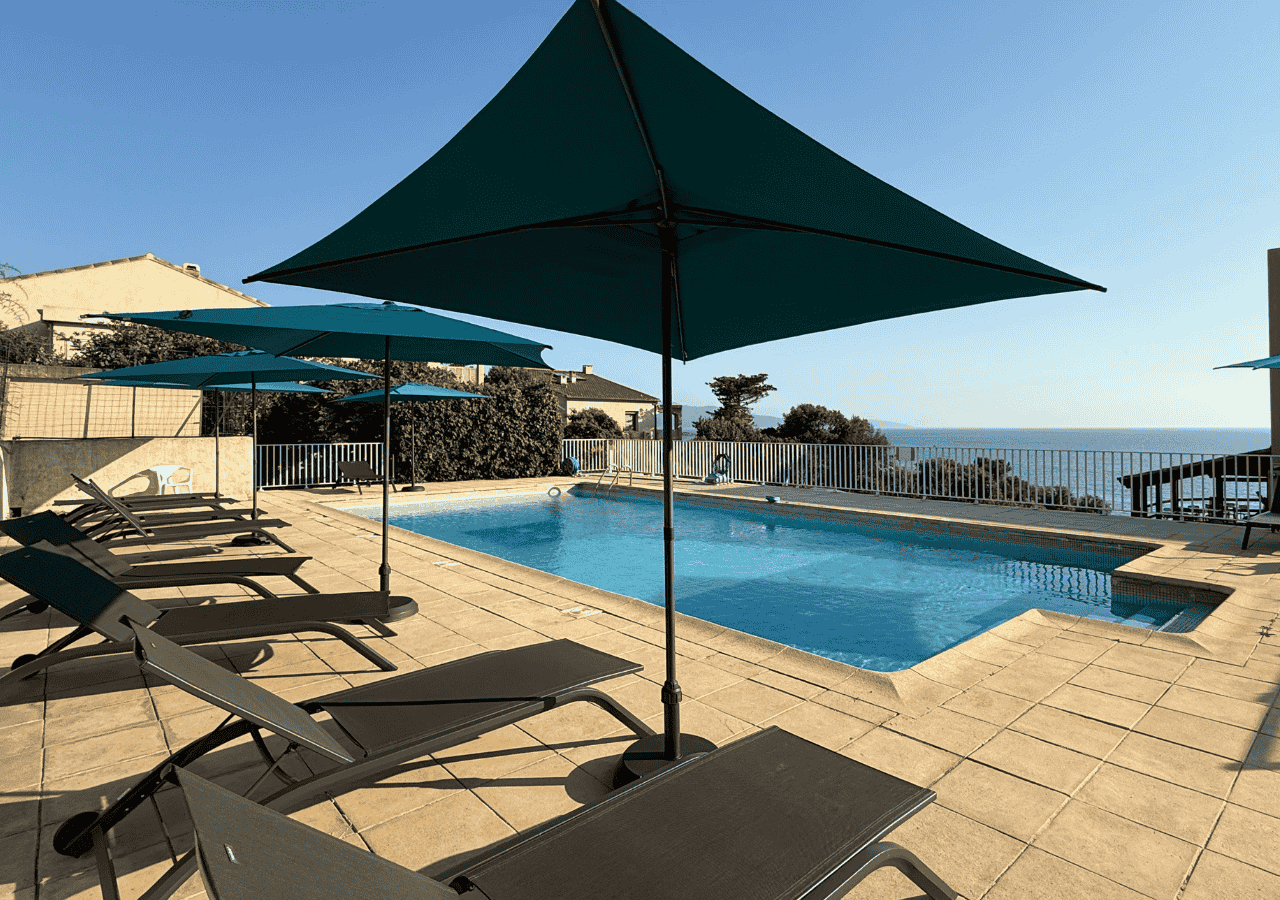 Sea view pool