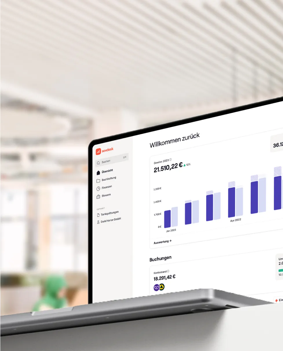 sevdesk Dashboard on a laptop.