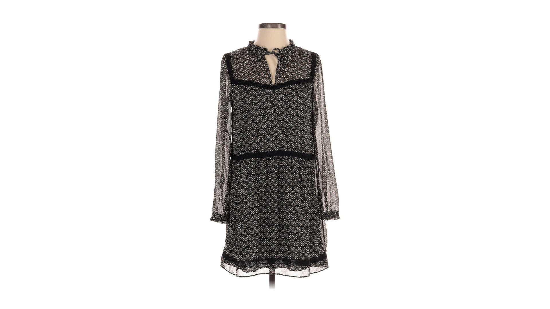 Long-sleeve casual short dress on a mannequin.