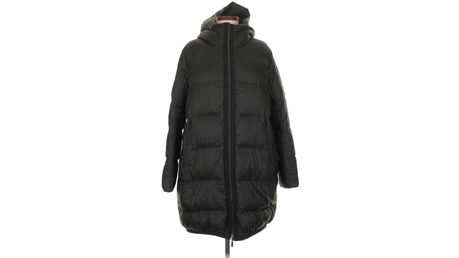 A black Lululemon puff jacket on a mannequin.