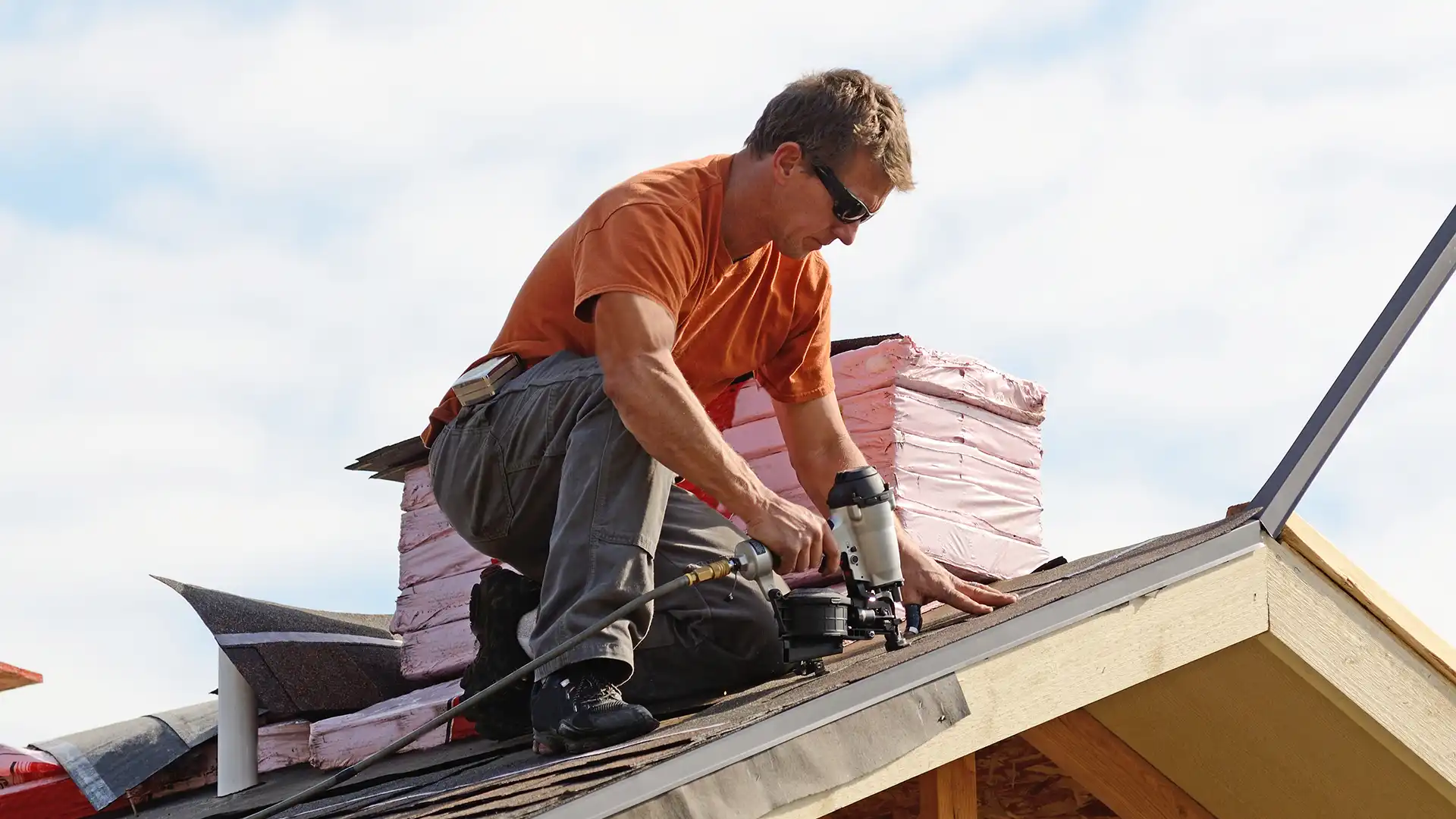 How to Market a Roofing Company in 2026