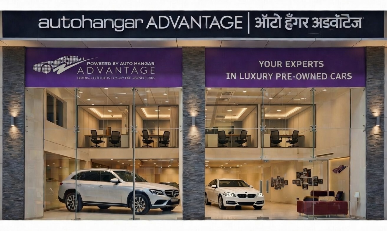 Auto Hangar Advantage Showroom Board