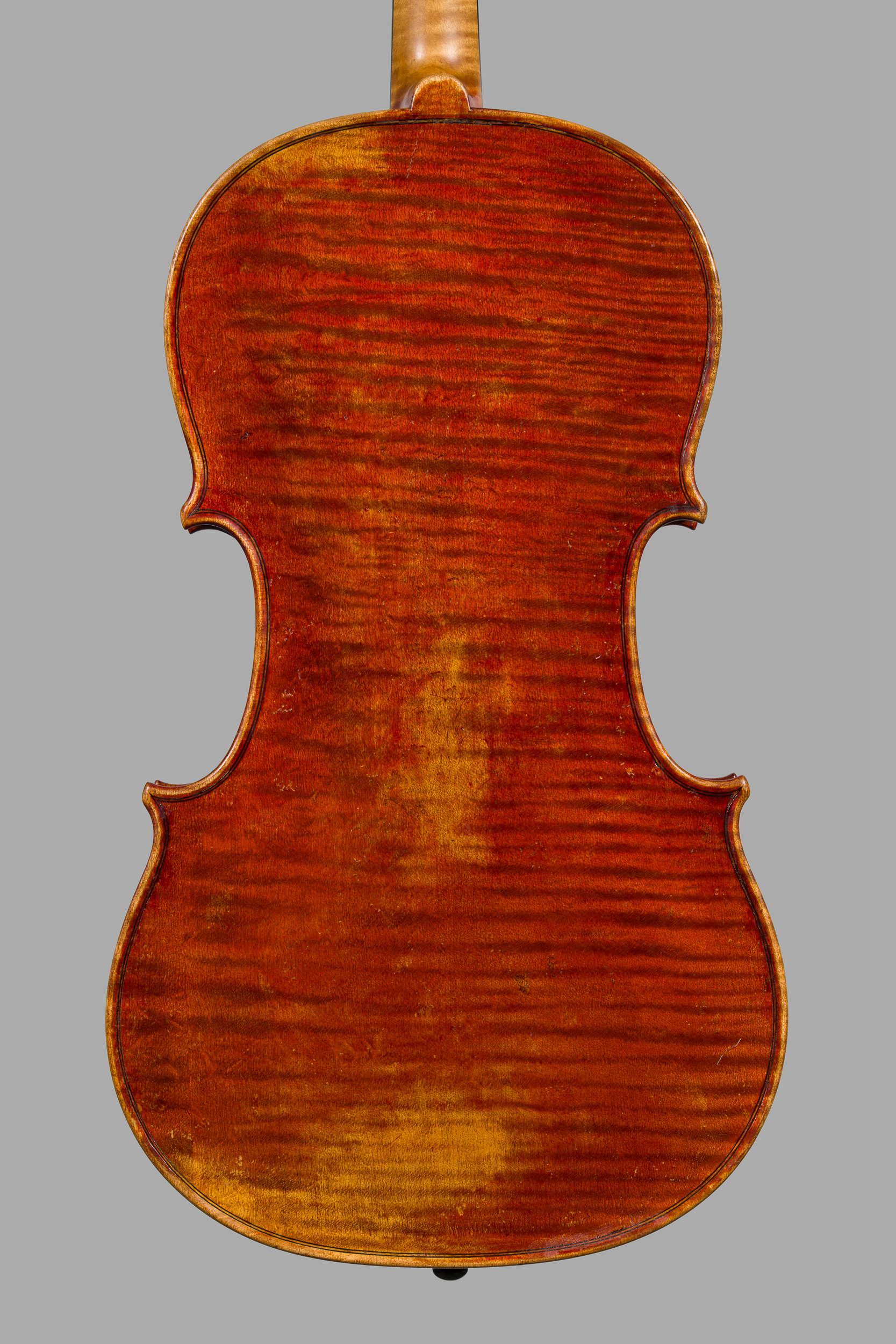 Bodenansicht der Bratsche