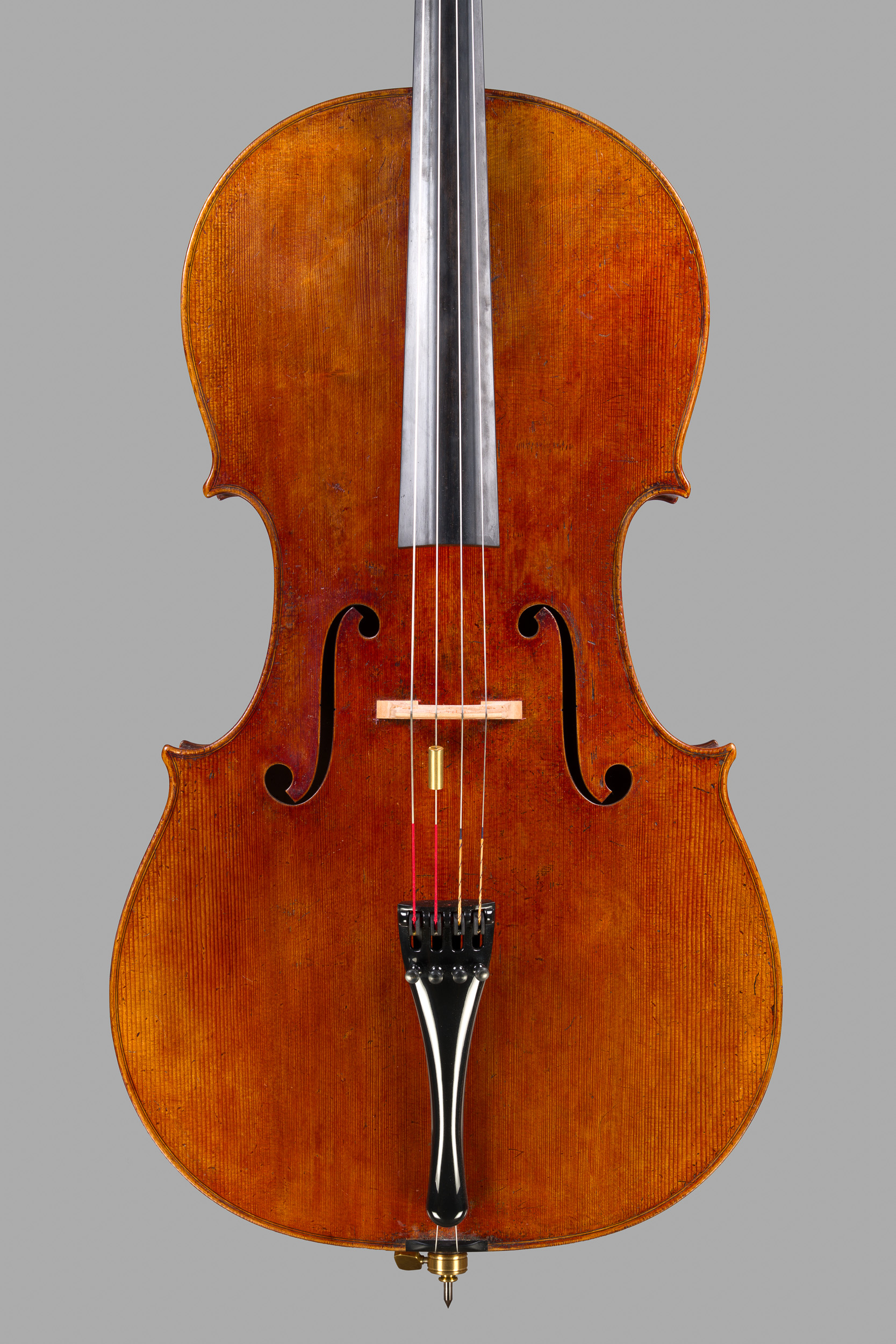 Frontansicht des Violoncellos nach Antonio Stradivari «Markevitch», 2026