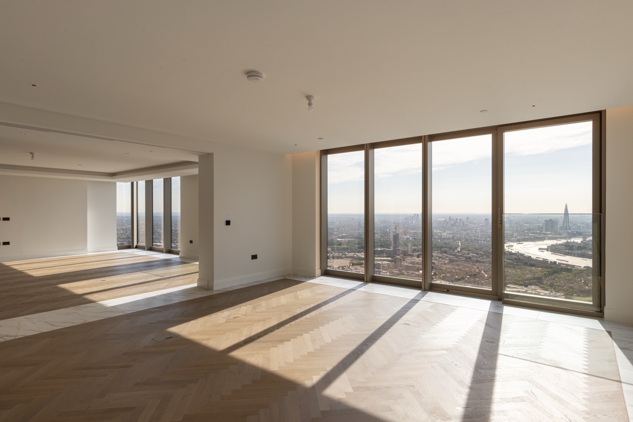 Living at The Pinnacle Penthouse 74.04