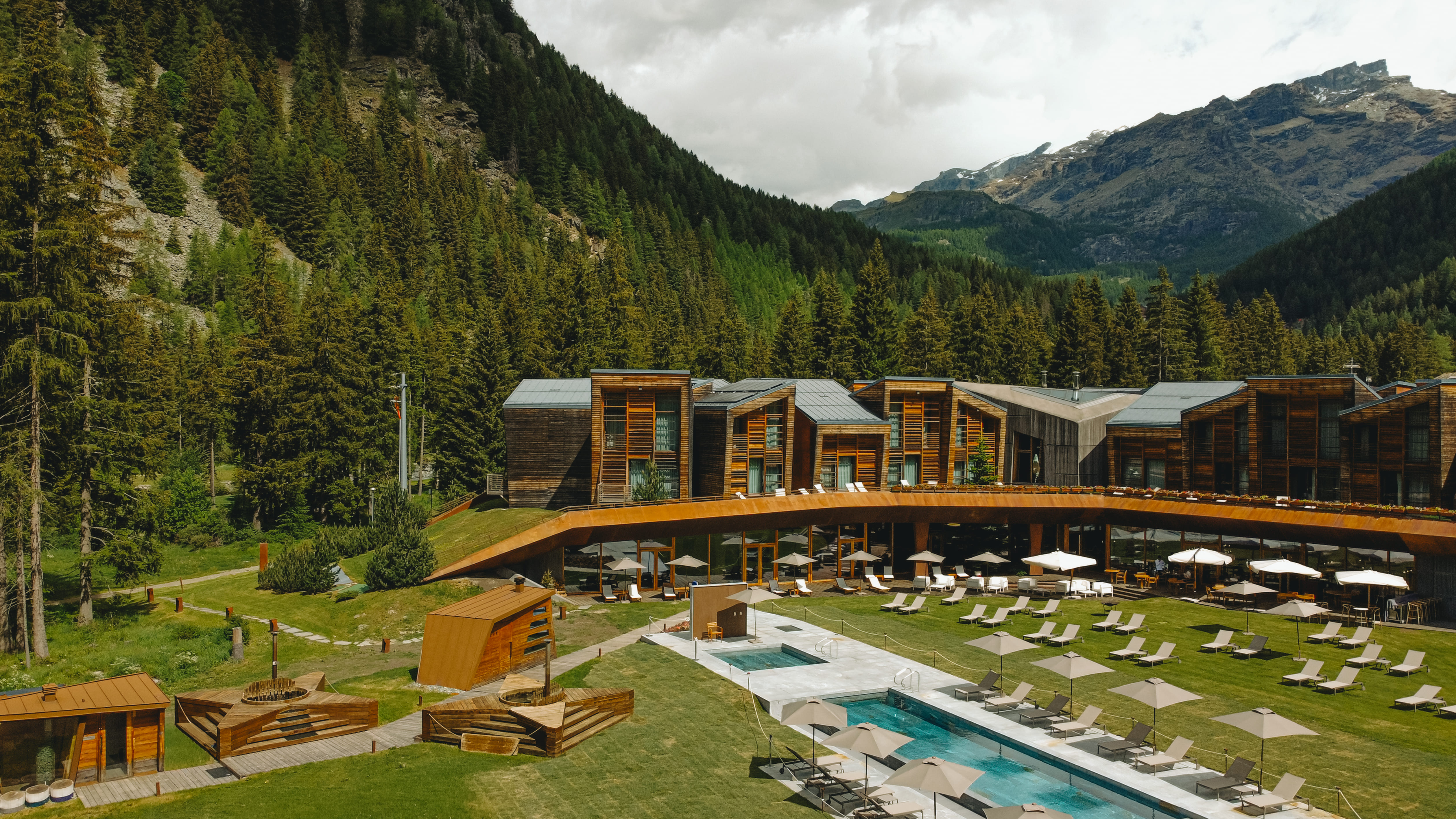 Aethos Monterosa hotel exterior view