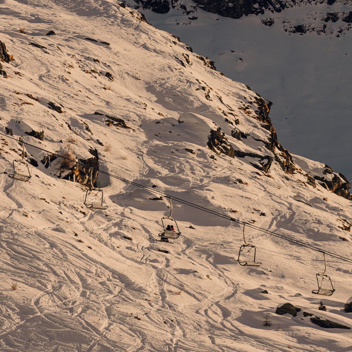 Aethos Monterosa summer hike