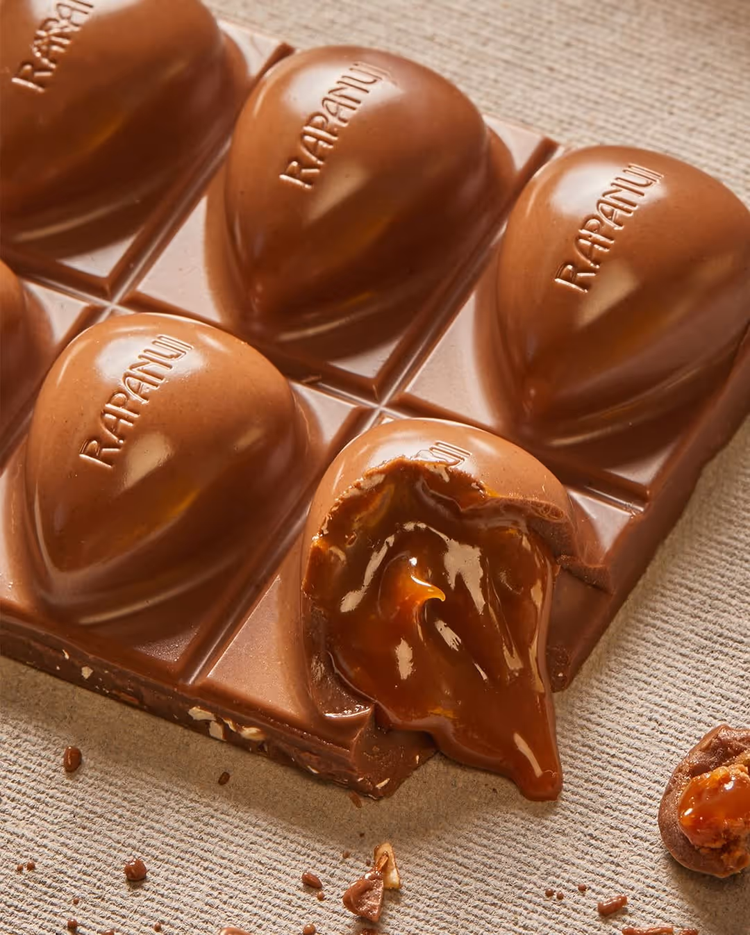 Tableta de chocolate rellena de dulce de leche