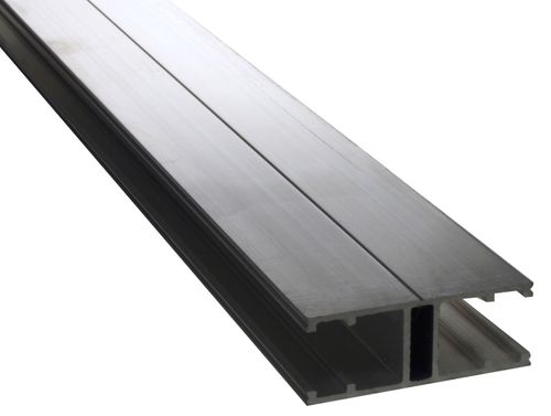 Profilé de jonction monobloc pour plaque alvéolaire en polycarbonate 16 mm