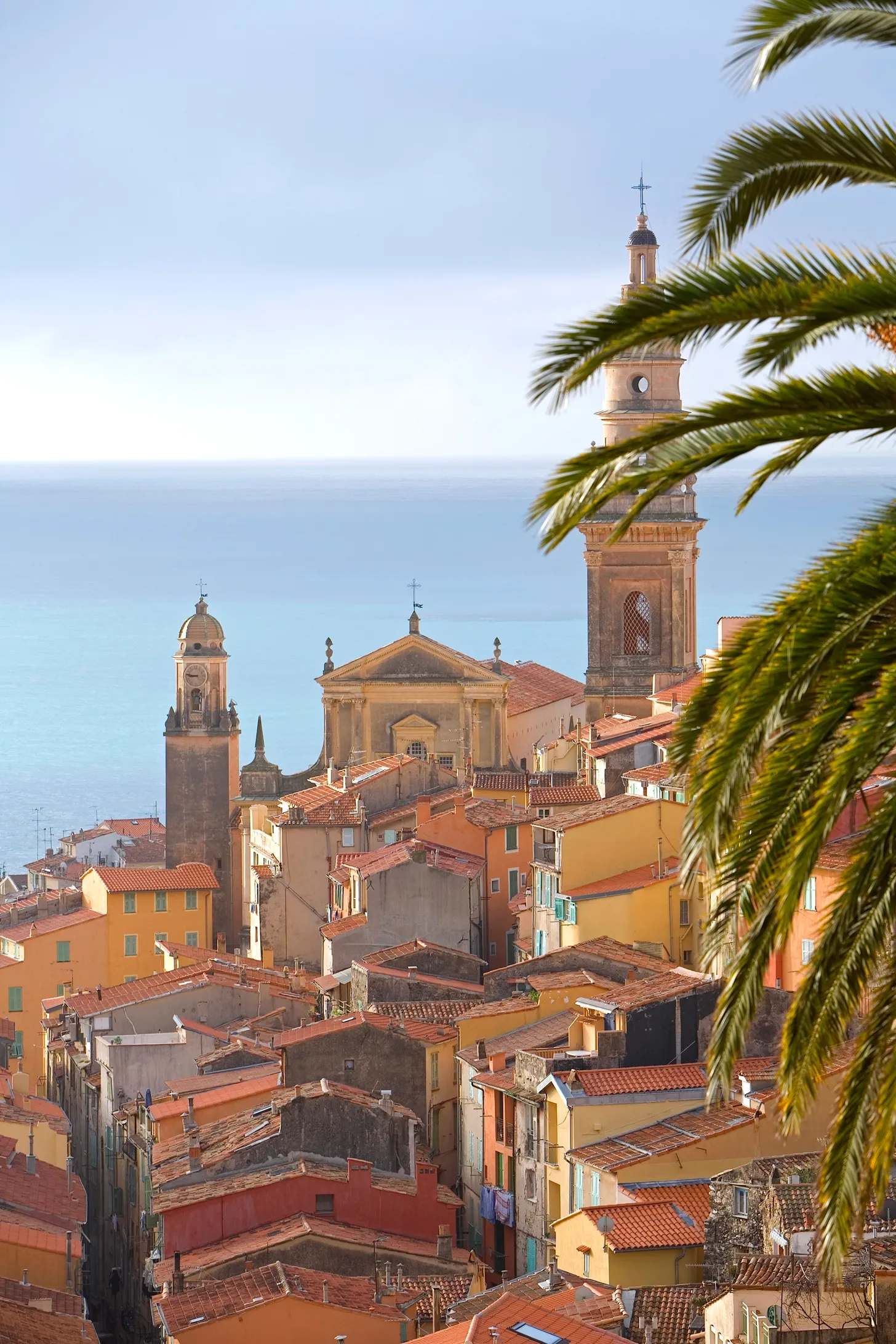De Menton à Saint-Tropez les plus beaux marchés de la Côte d'Azur