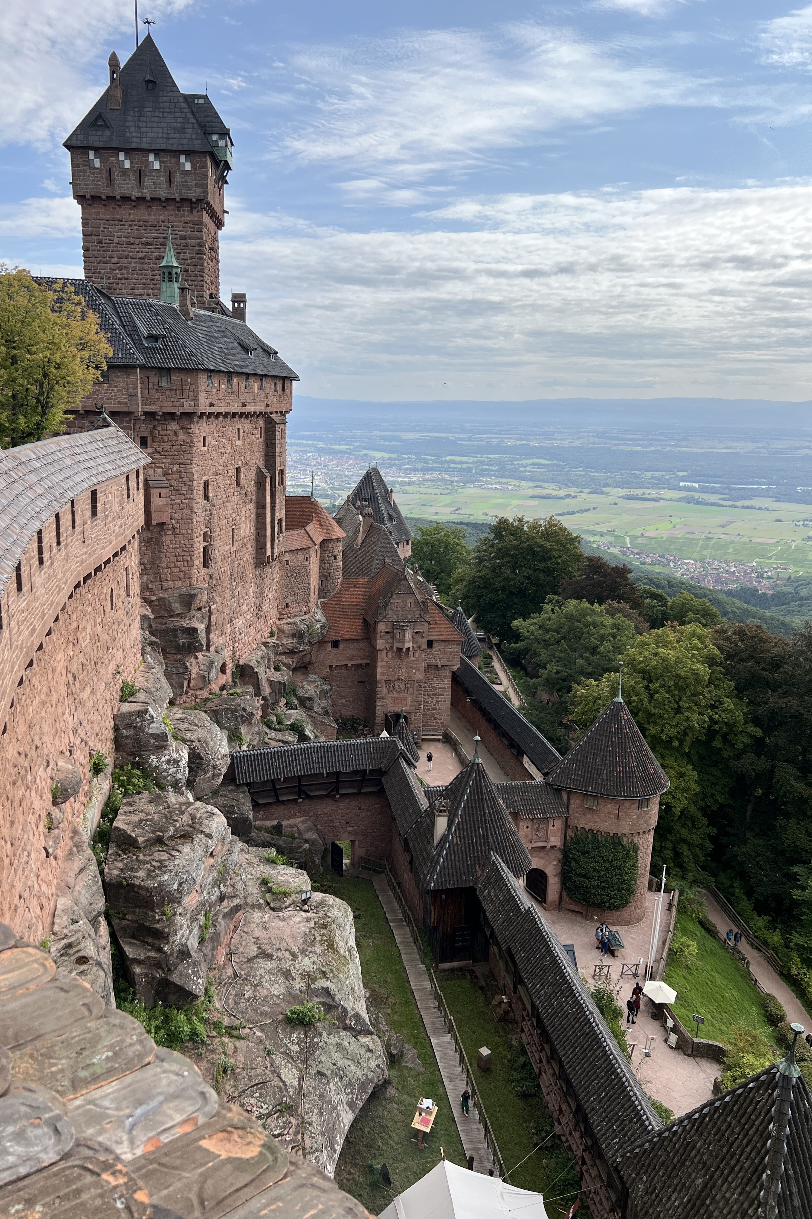 Medieval Majesty: Conquering Haut Koenigsbourg Castle 