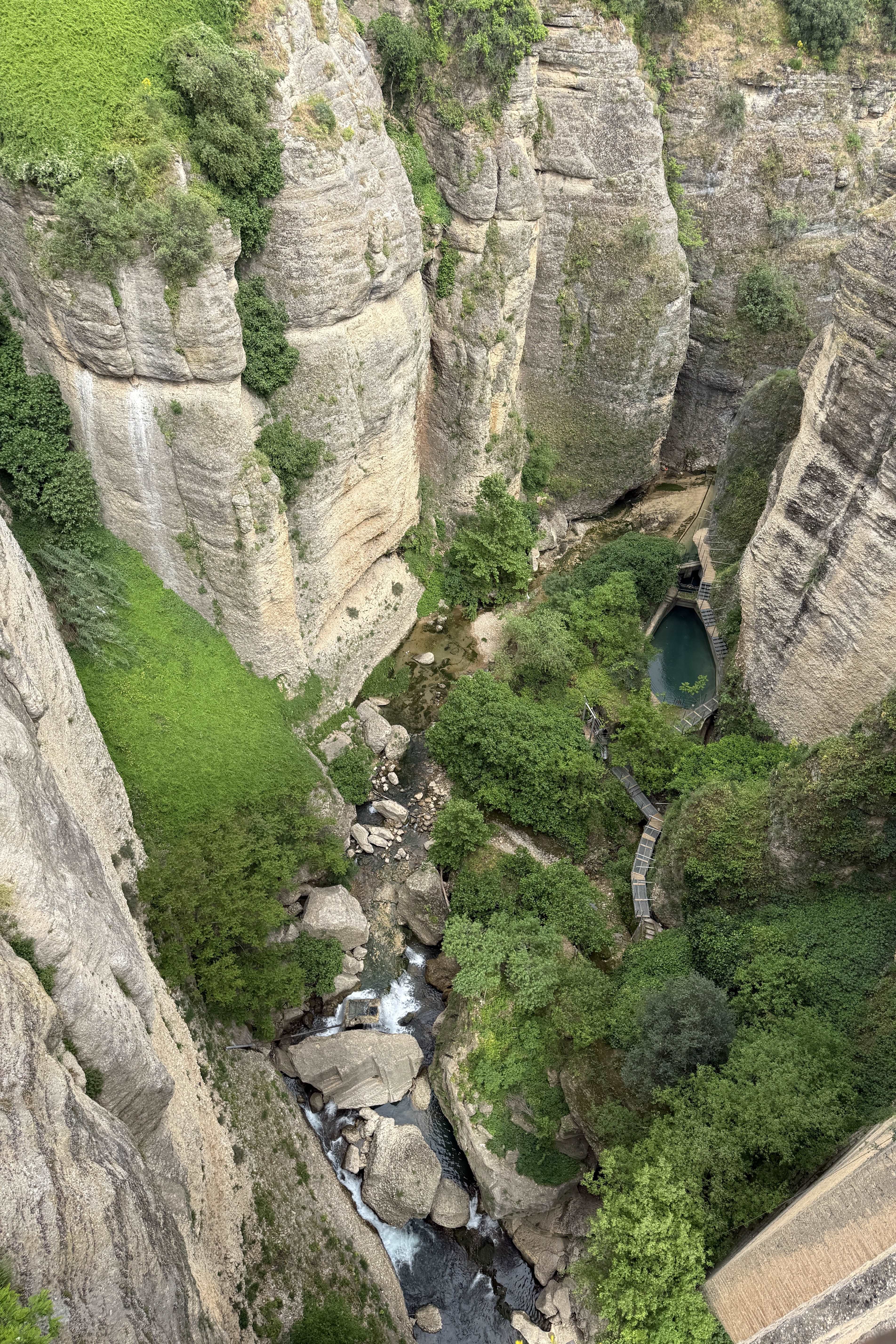 Ronda: The Dramatic Mountain Fortress of Deep Gorges and "Talk-Talk" Wines