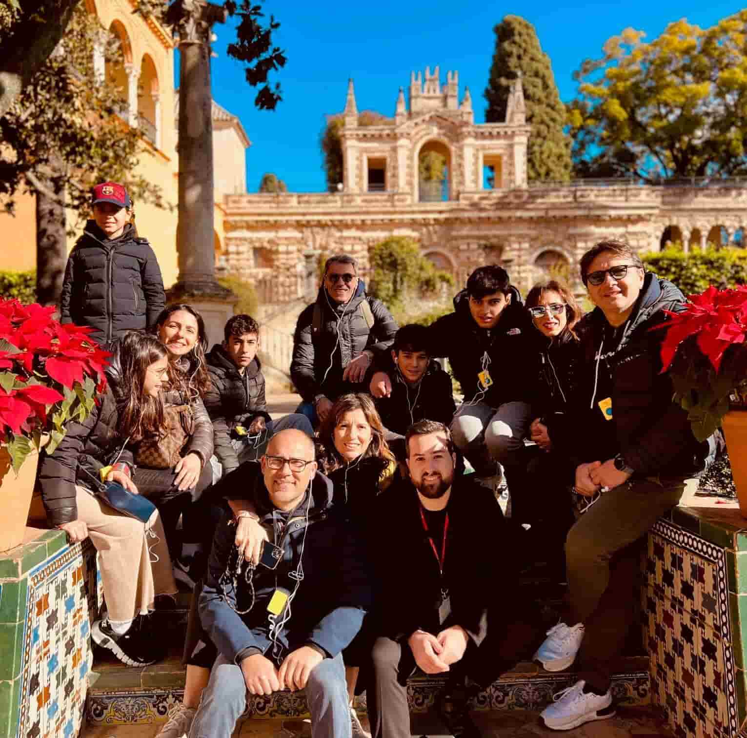 Gruppo durante una visita guidata al Real Alcázar di Siviglia