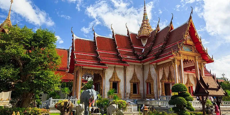 Phuket is a place where you can experience Thailand’s rich Buddhist culture. 