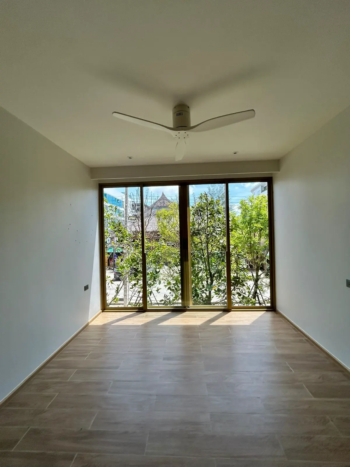 Апартаменты с 1-й спальней в Laguna Seaside Beachside