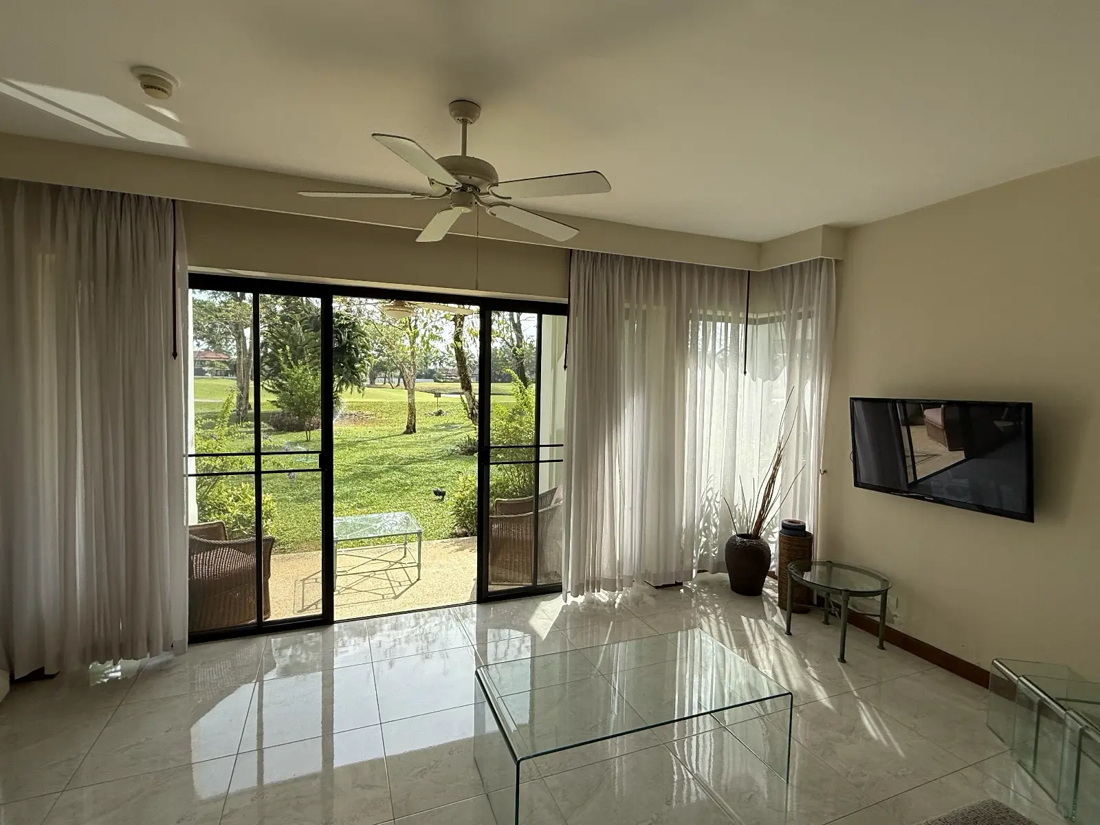 1-спальные апартаменты в Allamanda Condominium 2