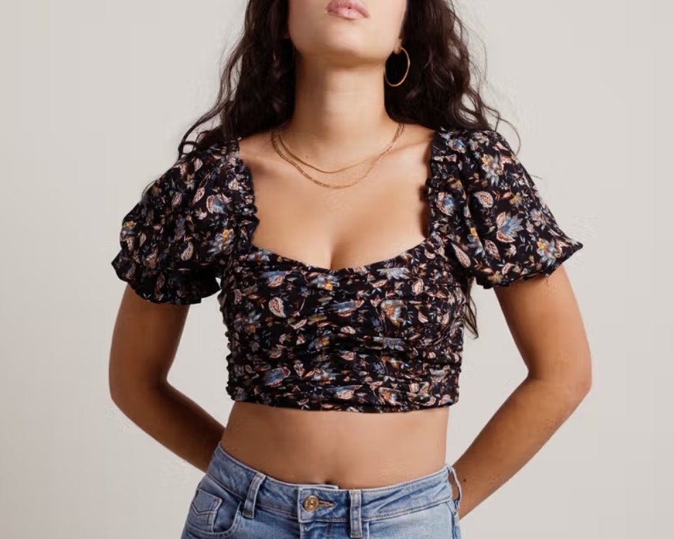 Crop top with botanical design