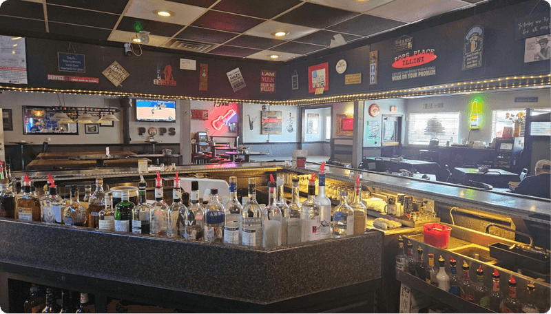 Pop's Place - Decatur, IL