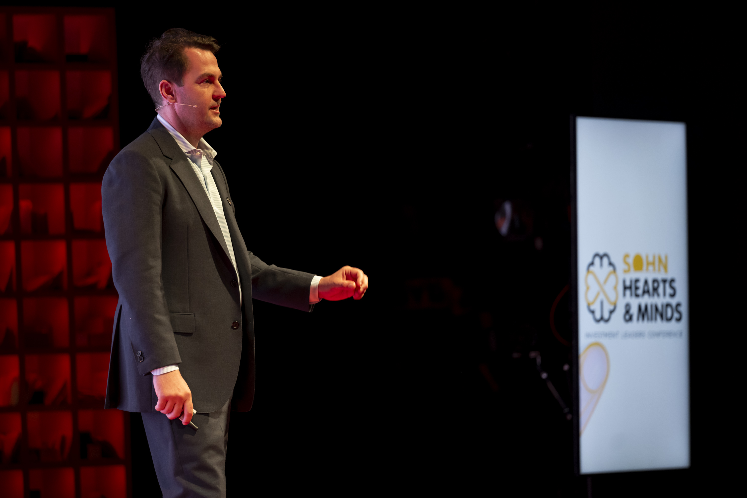 Jeremy Bond presenting at 2023 Sohn Hearts & Minds Conference