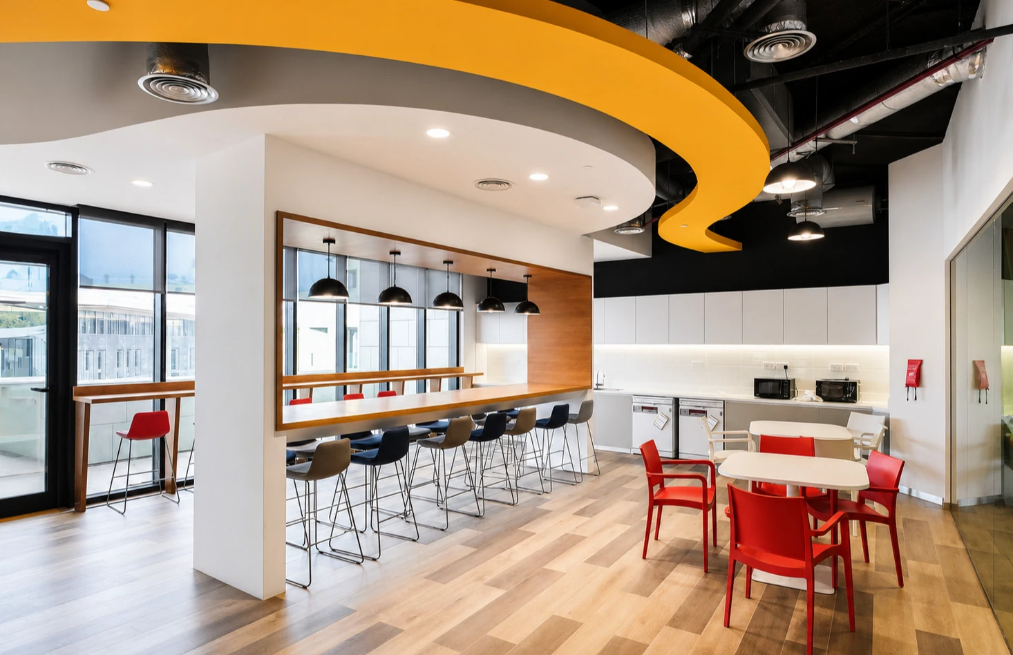 Designing Office Breakout Spaces: Daya’s Guide to Employee-Centered Design