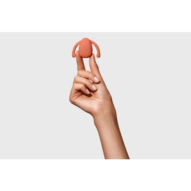 Eva Hands Free Couples Vibrator by Dame | Liberator.com