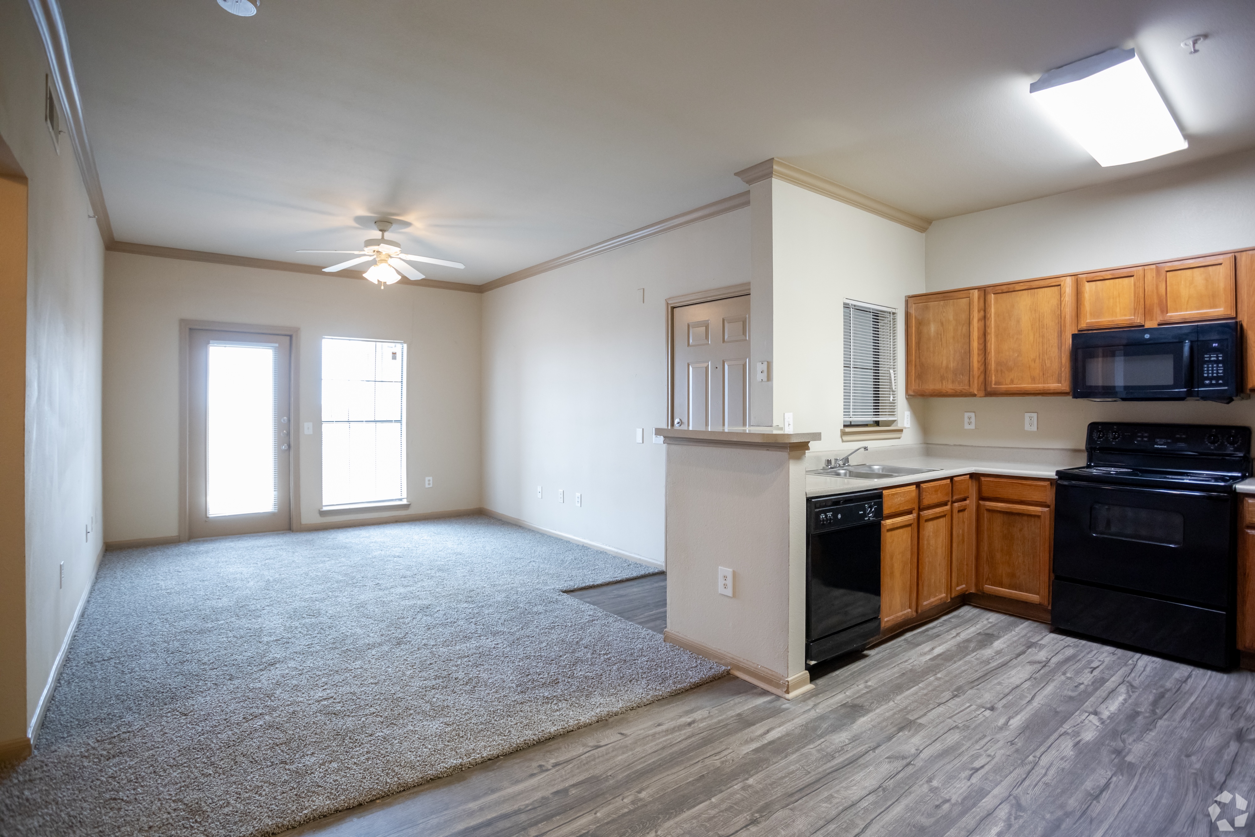 Living room to dining
