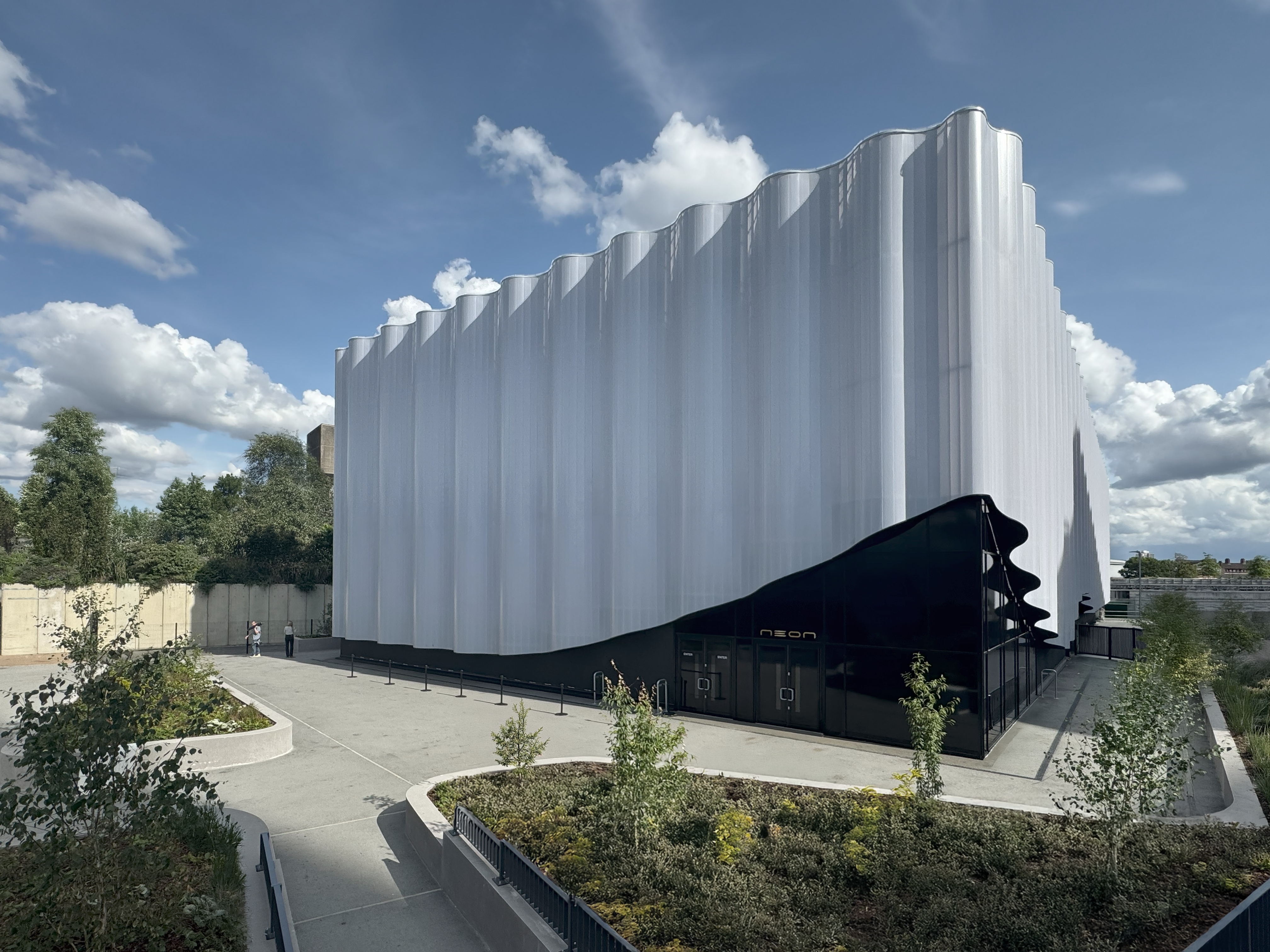 Fluid Spaces: where Architecture becomes Experience