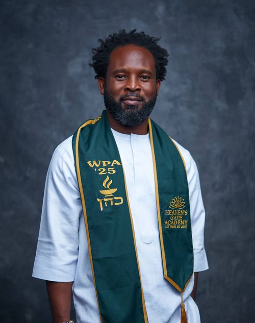 Portrait of a student from the graduation ceremony of the workplace altar, another course we do