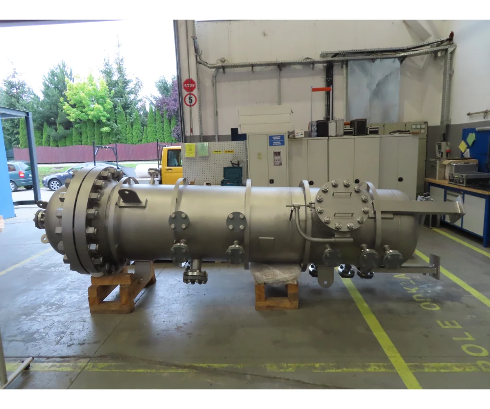 Gas separator