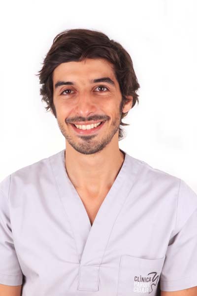 Dr. António Torres, Médico Dentista na Clínica Parque da Cidade, Matosinhos