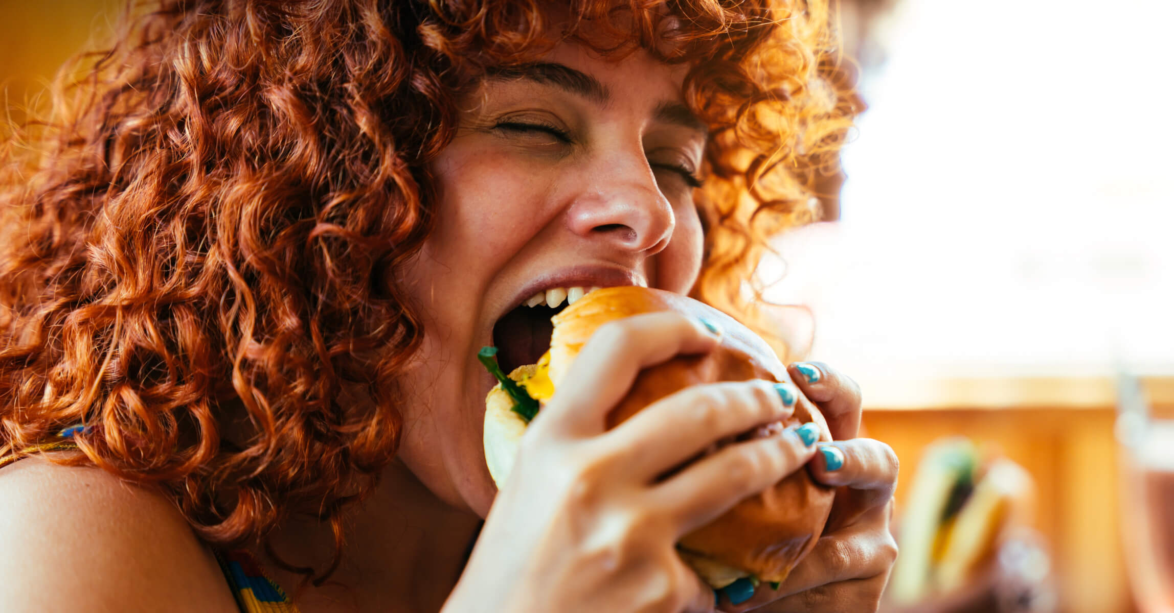 Alimentos a evitar para proteger a saúde oral