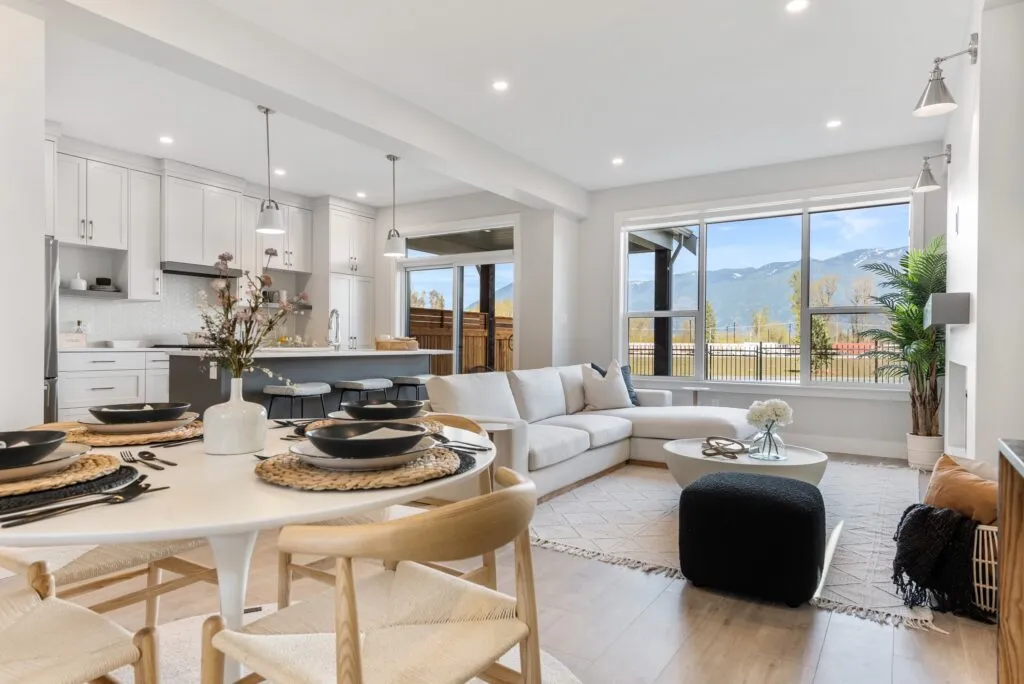 Cedarbrook Trail Homes living spaces